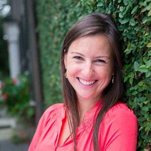 Proud @wlunews alum. Commerce junkie @blueacornici. 
Texan with a soft spot for VA, NYC  & CHS. 
I'm endorsed to 'snacking' in LinkedIn.
