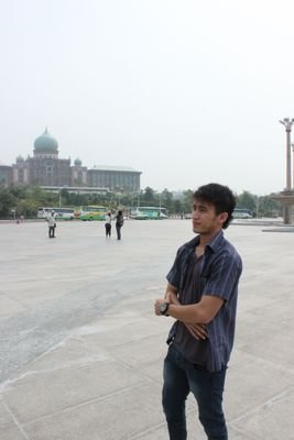 lutfihidayat12's profile picture. Berdo'a dan Berusaha ☺