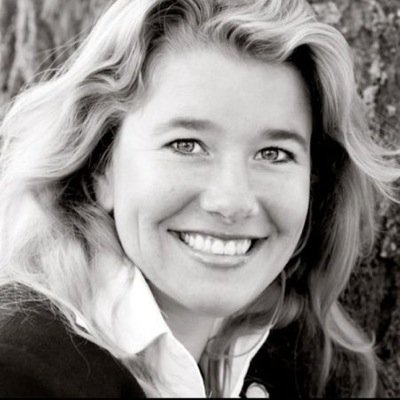 ..is een gedreven ondernemer, moeder van twee mooie meiden en houdt van sport en buitenleven. Dit is een prive account!