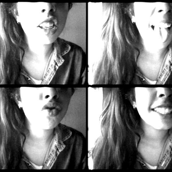 CAMI MOLINARI FEA T.K.MMMM:)    LALO SOS MAS FEO TE QUIERO Y carlos butierre no me saludo :(