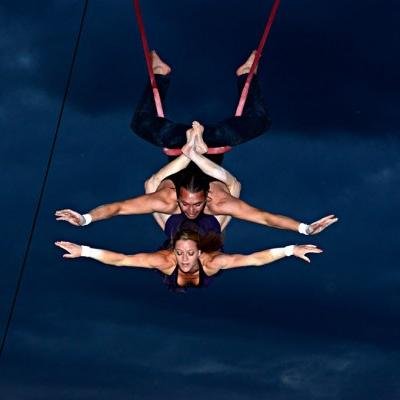 BenchaTheater's profile picture. Bencha maakt theatrale en originele acts en voorstellingen in de stijl van het nieuwe circus. Wij creëren adembenemende acts, voor evenementen & festivals.