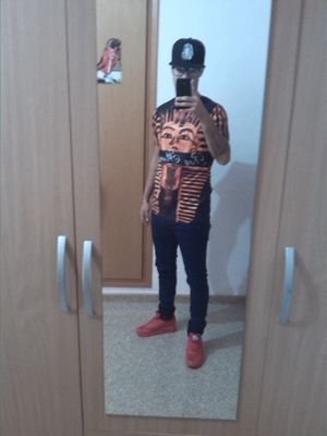 YMCMB / Fire Flame / Me encanta hacer dinero tengo un vicio impresionante / instagram:aitorluz933