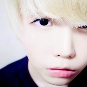 Nyaaaaaa soy un lindo gatito (?)