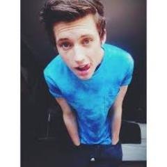 Gucci down the boulevard. {~Troyler. Gay~}