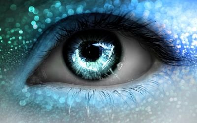 I love to dream/daydream and read. Music enthusiastic. I also think a lot. Love God.