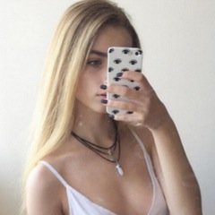 SE EU SEGUI VC EH PQ VC EH LUXO E EU QUERO VC NO MEU GRUPO, MANDA NOME E NUMERO NA DM