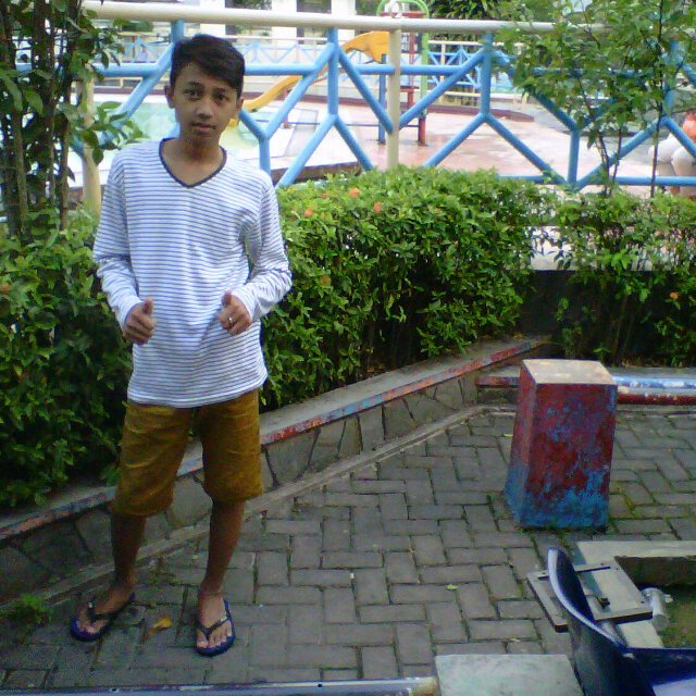 Dilla KeciL :* ({}) ™ || 04-05-1998