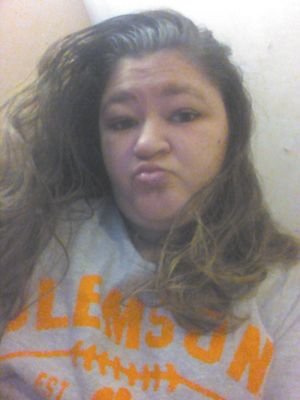 carla_price18's profile picture. Love hanging out with my friends a lot