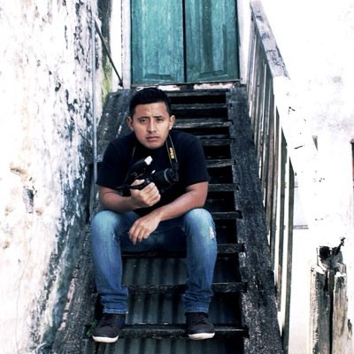 designermontoya's profile picture. DIseñador gráfico, visual! Fotografo Profesional. SI tu empresa no Tienes Fotos sinplemente es una fantasia. 

facebook: Bernardo Montoya Photography