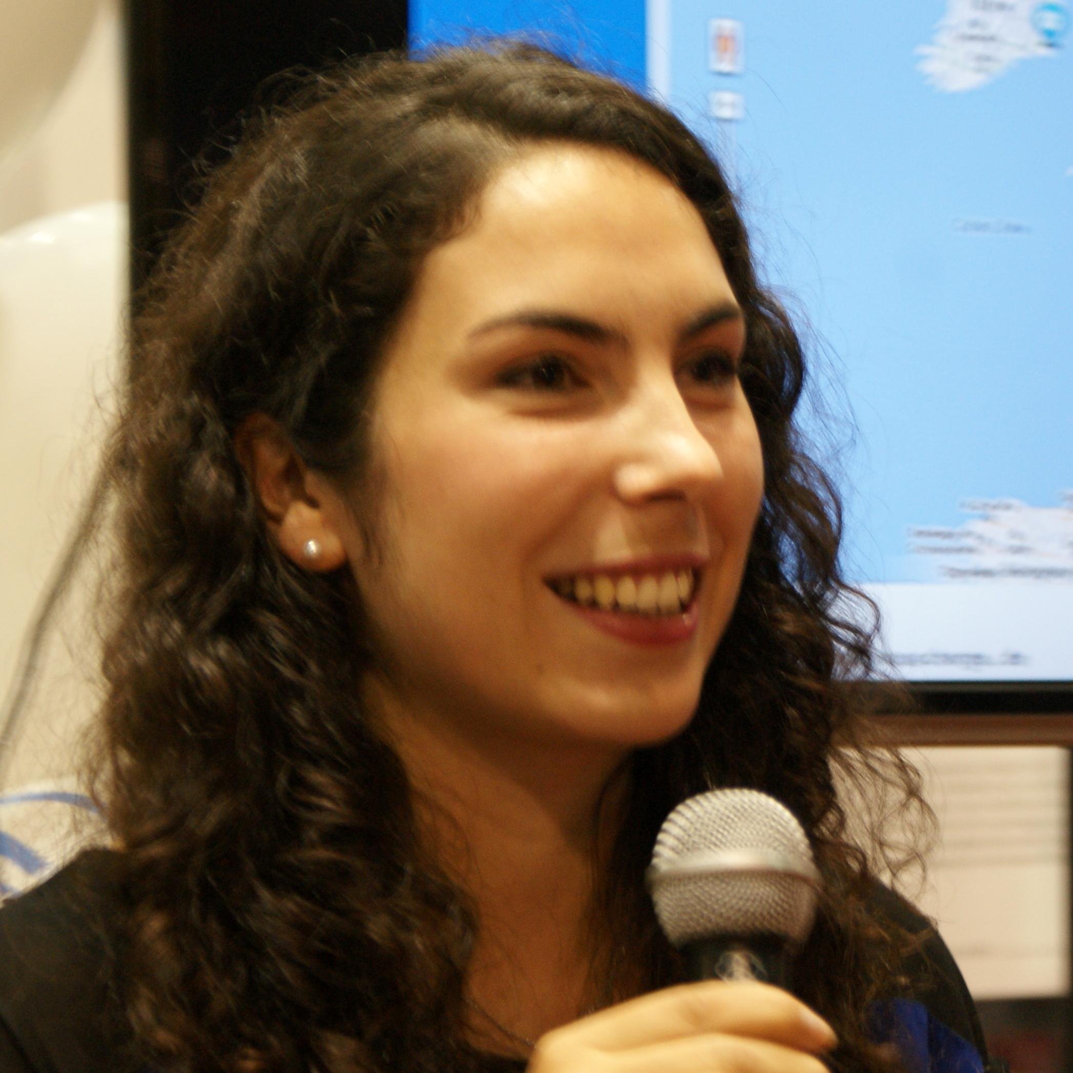 Passionnée par les innovations technologiques. Co-founder @Bangcast