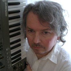 Ambient and electronic music creator https://t.co/gtEGLnQIRG On the BBC here: https://t.co/BFYJOvWU0s Like my facebook page for latest!
