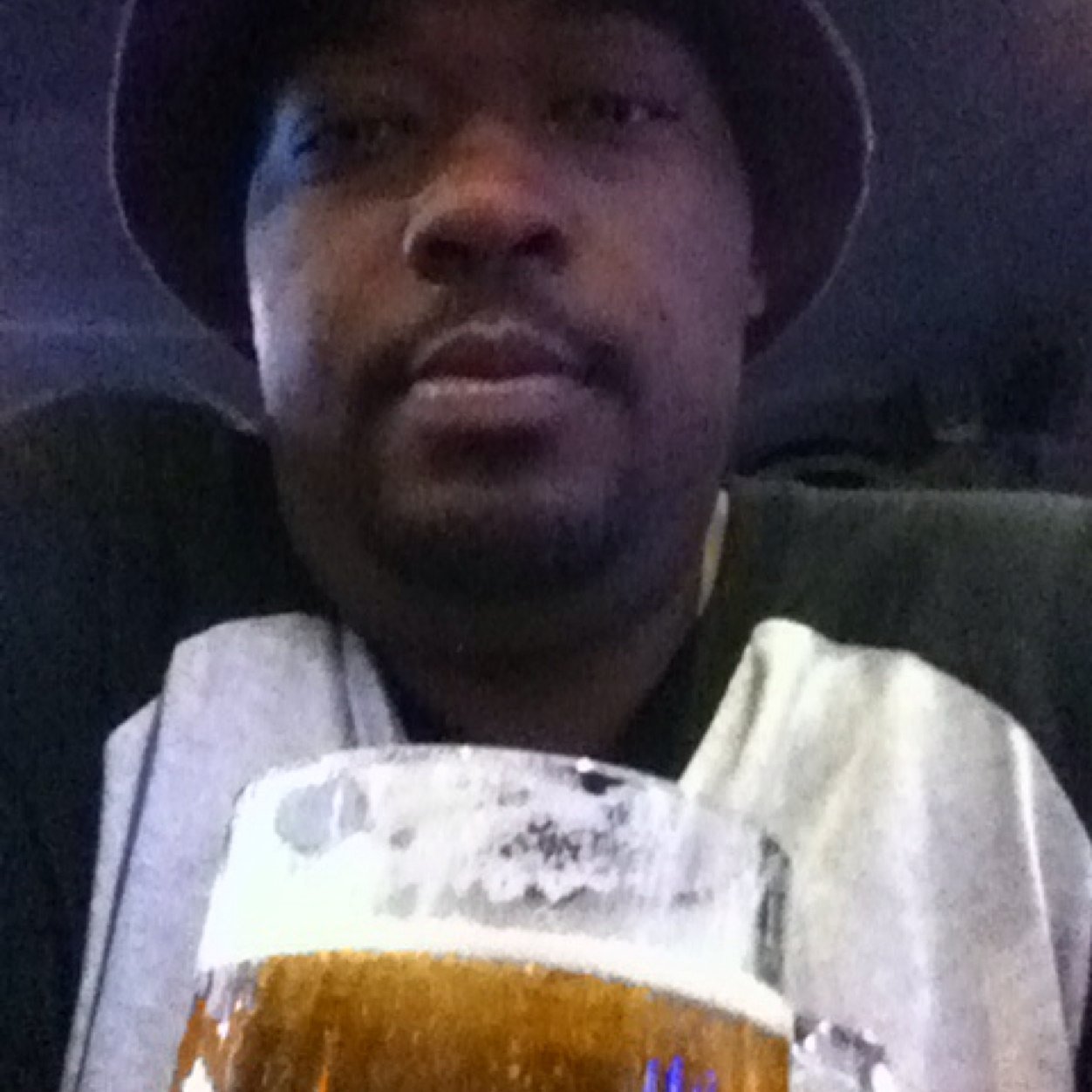 paulflames's profile picture. #stoobstah #westcoast #Vegan,#Graff, For Booking and Collabs Email coze25@aol.com IG:paul_flames CEO of Hartz & Myndz,Poker♠