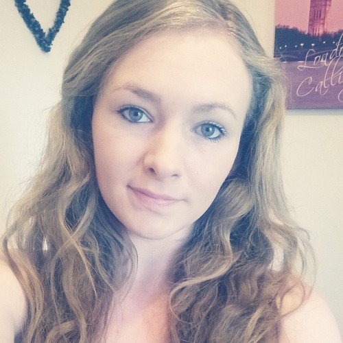 • I worry way too much • 20 • Honesty is the best policy ♥