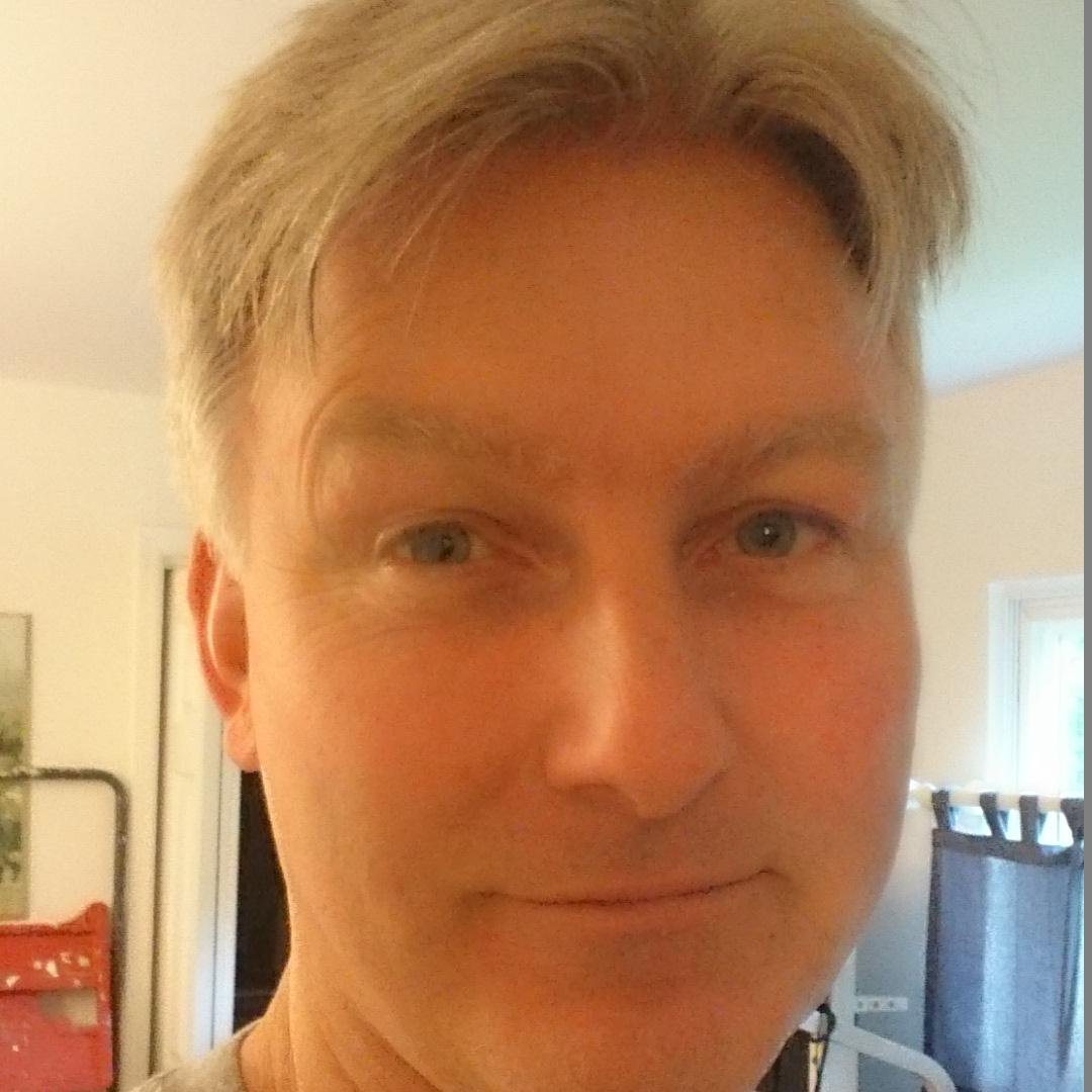 Ex science teacher, soon to be ex firefighter, father, husband, app dev.