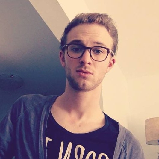 Habitual Line Crosser
Avid observer & commentor of Human life
Gentleman Extraordinaire
Funny but mostly awkward