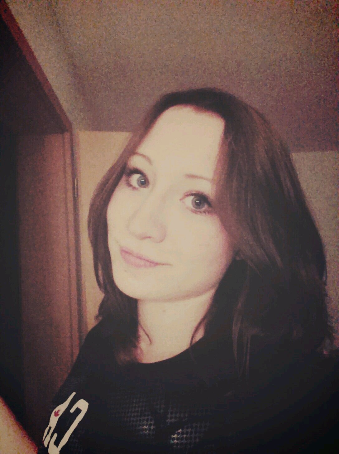 Germany | high school | Instagram: lisawolfxoxo