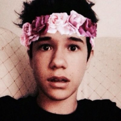 If u love seb u should love me ❤️ ill keep u udated on all the latest SEB❤️❤️