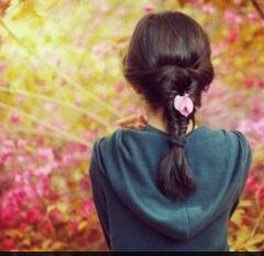 سامحوني ان رحلة روحي لذيك المقبره                                              سبحان الله وبحمده سبحان الله العظيم