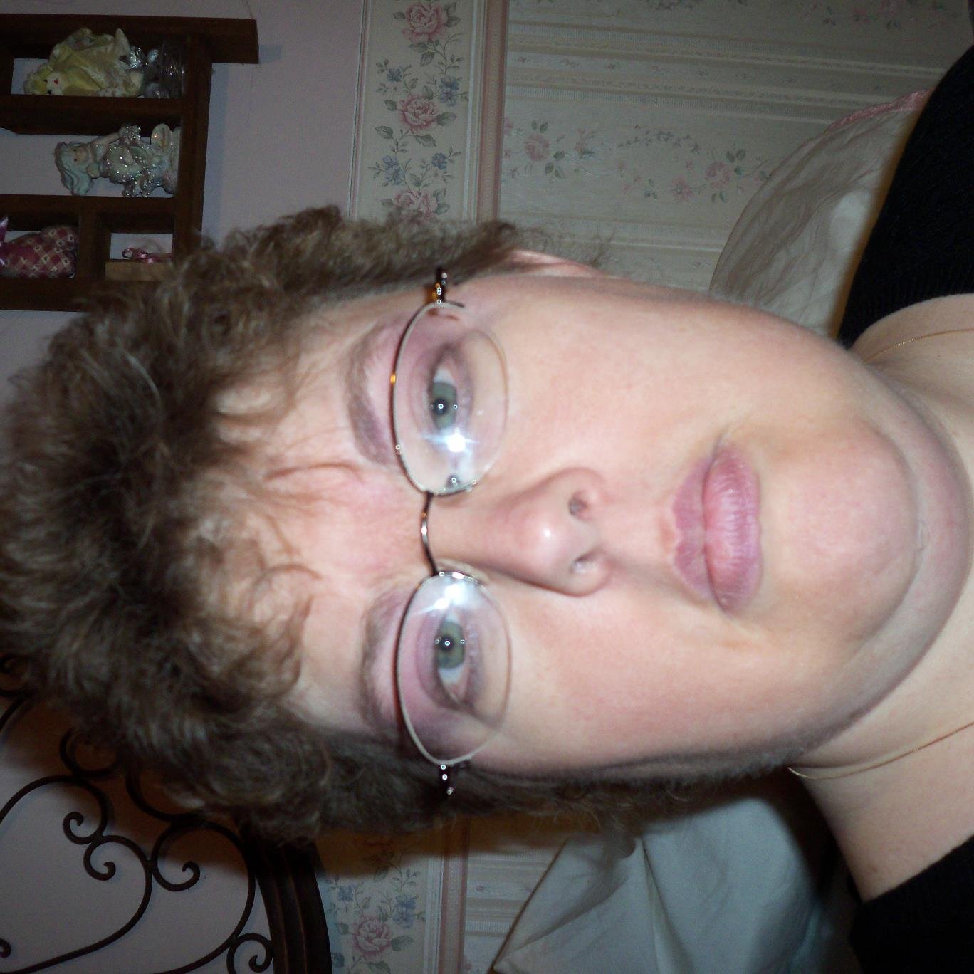 Hanna. Indiana resident, South Central High School graduate, sister, aunt, great aunt, middle child.