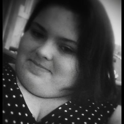 I love the overtones and Chris Ramsey and youtubers and add me on snapchat is hannah123973 and I love Markiplier