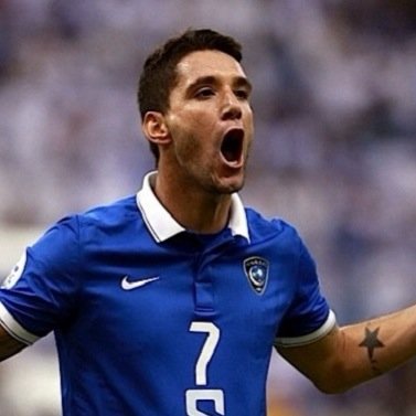 مجنون تياقو الهلال..........