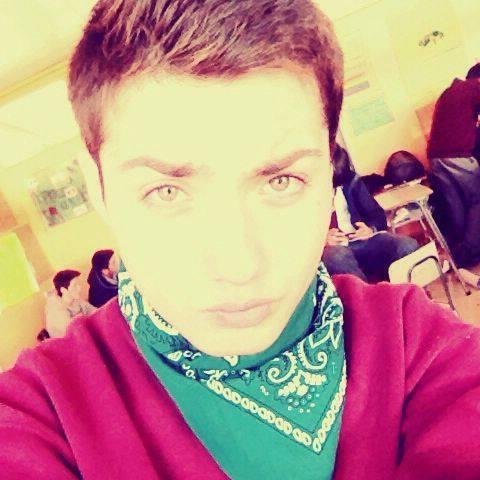 ~ 16 years old Chile ..《》
|LittleMonster ☆|Lovatics★|Kenz♡ :-$ ♥|Brats♡  ...★☆ PawsUp! :D♡