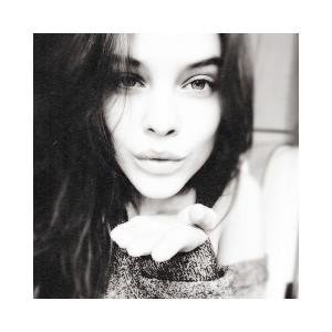 ElleHolmesBLR's profile picture. 