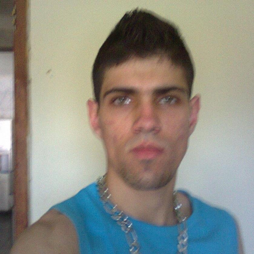 um cara de poucos amigos na realidade atual