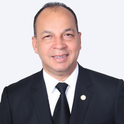 Abogado, Notario Público, Magíster en Derecho Administrativo y en Derechos Humanos, Estado Derecho y Democracia, Investigador Jurídico y  Presidente PROBONORD