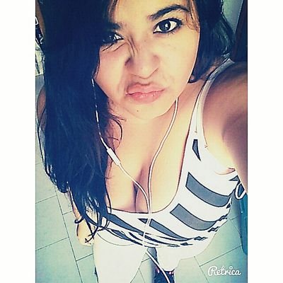 Siempre digo lo tuyo es mio y lo mio es mio, tenerte es como no tenerte...Siempre pienso en los demas antes que en mi.~