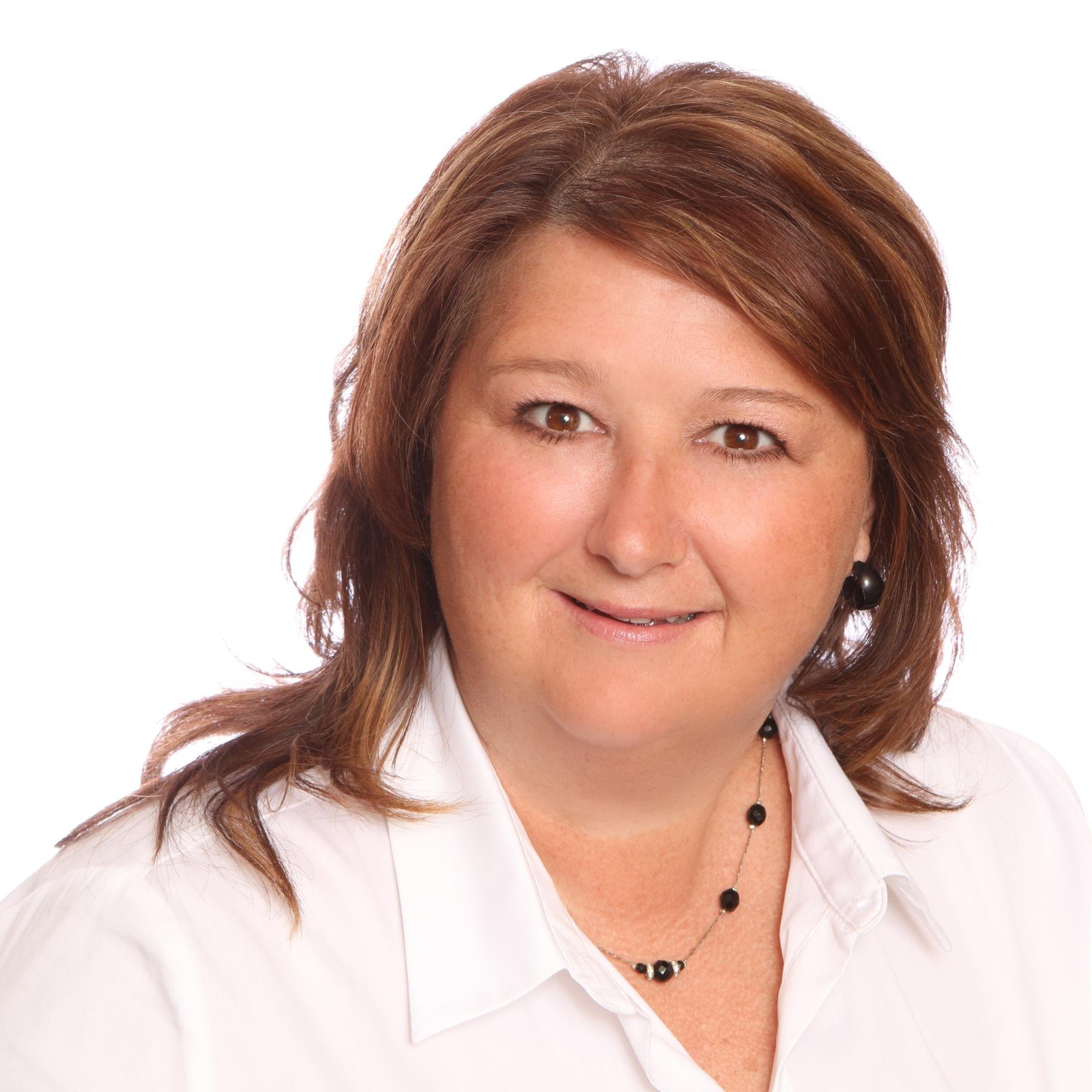 As your agent, I work hard for you from beginning to end, ensuring all aspects of your transaction move smoothly and timely. Whether you are selling or buying.