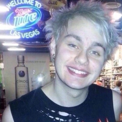 follow @liquirwin bc i gave u a free follow peace n blessins