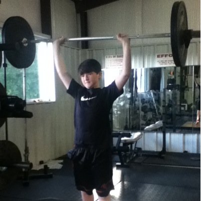 13 years old , actor Instagram : @dylanshreve Vine : Dylan Shreve