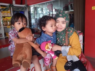 eggiegusthaman's profile picture. Seorang ayah bagi erzico el hanif nuryadi dan Zaramita el khonsa Nur, Gitaris @edcoustic, owner @lilisfood, pengajar, pebisnis dan pembelajar abadi.. e-camp #57