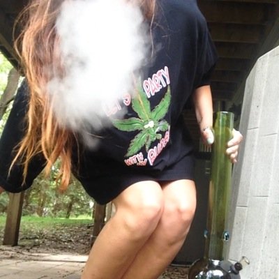 Fuck this shit I wanna ride an elephant out this bitch | instagram 420elephantgirl