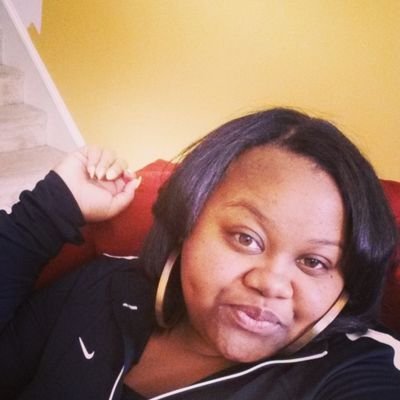 im always hypeeeeee ayeee hmu :)... team skittles Ctfu.. college girl:))))))