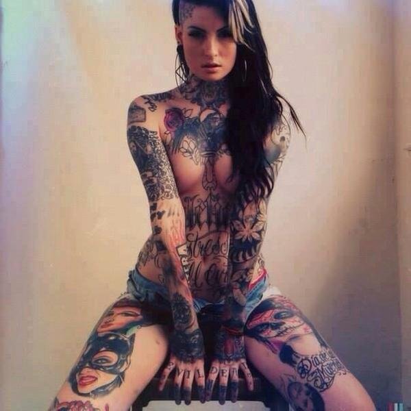 TuVidarasta's profile picture. Vive tu vida y dejame vivir la mia como yo quiero como yo soy .. One love