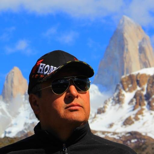 Director Radio FmChalten 105.9 Mhz, desde el año 1999, y del Diario (https://t.co/M2YUhEMjOw) (Lic.Telecomunicaciones y Perito Accidentología Vial).