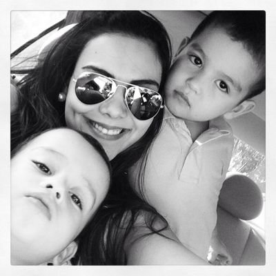 Perfil dedicado a Paloma Ferreira panelista de NSA ex conductora de calle7 vip. Mami de los mellis Santi y Sebas
