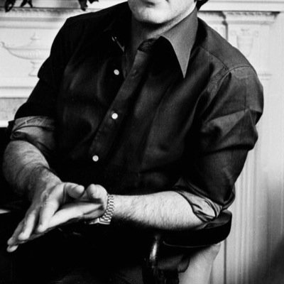 H____11's profile picture. اتذبذب بين العقل والجنون... مثقف ... كلاسيكي المذهب.. يضحكني الهدوء.. اتمتع بذاكرة سمكه... اعيش في فوضى منظمه.. كما اني احاول التخلص من استقلاليتي...