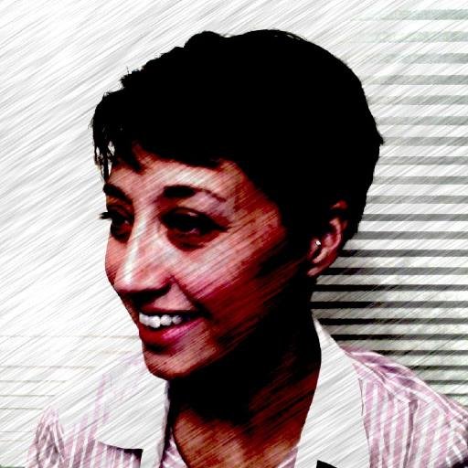 stephlaureys's profile picture. Fueled by caffeine | Fascinated with psychology, CX, and ____ (you name it)!