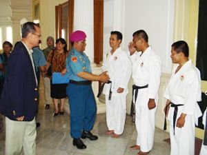 Baik hati & tidak sombong