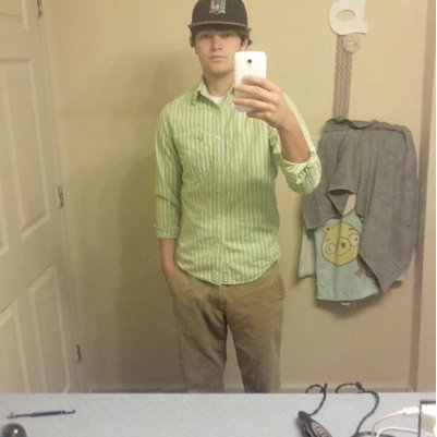 My name is Dylan Edwards. Im 18  im from alabama just mved to texas