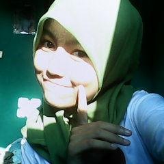 Selly Tri Amanda | Part of Girls Scout SMPN 1 Klapanunggal | 7D-8D-9D | Follback? Just mention :)