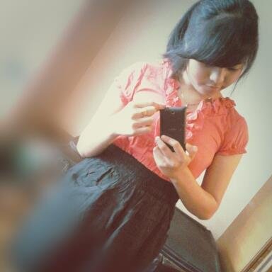 I'm adoreable...ADORE ME!!!!!