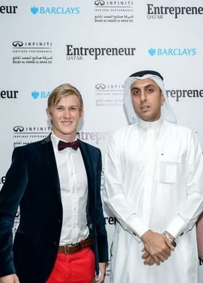 Lived in the Middle East for 3 years now. Work in publishing and I love life here.