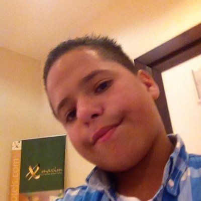 2002Aomr's profile picture. 