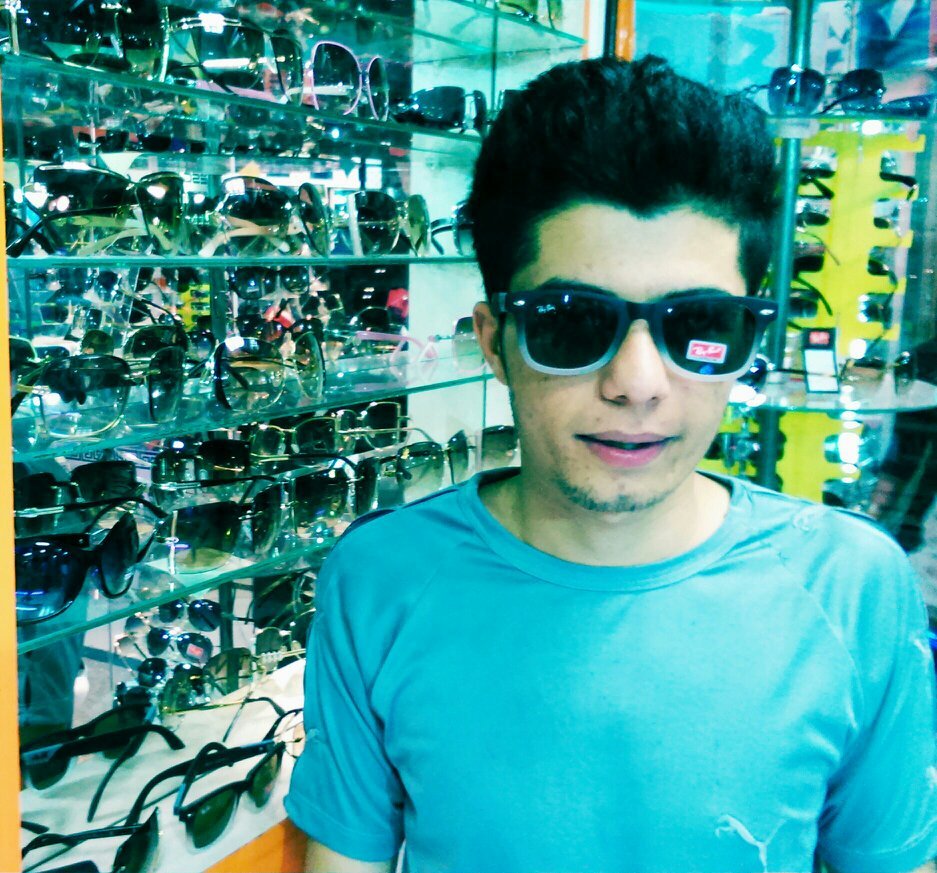 oliaiy's profile picture. 