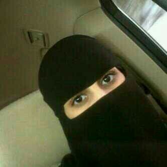 بنت ف آل 29 من عمرها تبحث عن جاد يسليها ويمتعها .. الشروط شحن سوى 100 ويعطيني رقمه اتصل عليه ونتفاهم ع بقيه الاتفاقيات لا أشوف لي أي أحد ف الخاص مو جاد !