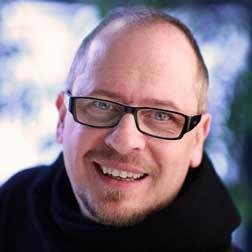Passionate Communication Coach! Impactful Sales Trainer! ;-))